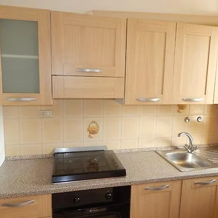 Апартаменты N02 Ampio Quadrilocale Con Terrazzo