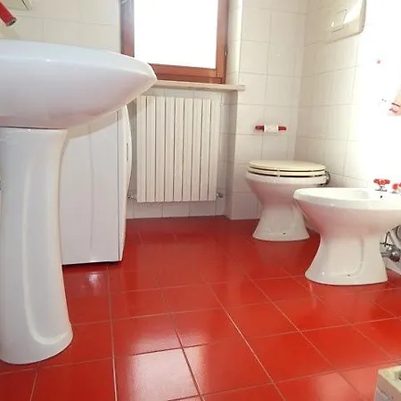 N02 Ampio Quadrilocale Con Terrazzo Апартаменты *